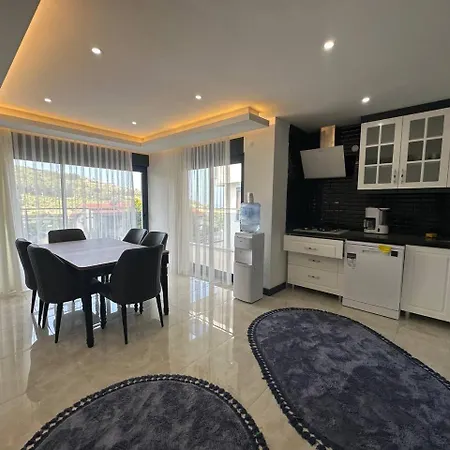 Alanya Hotel *